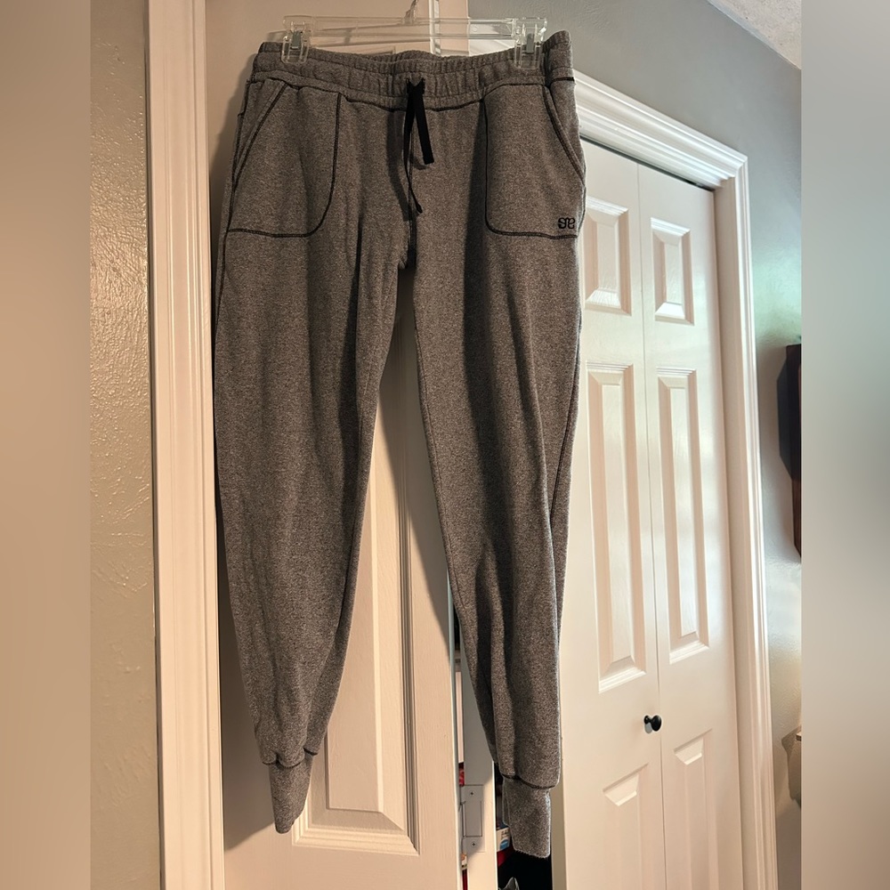 Albion joggers